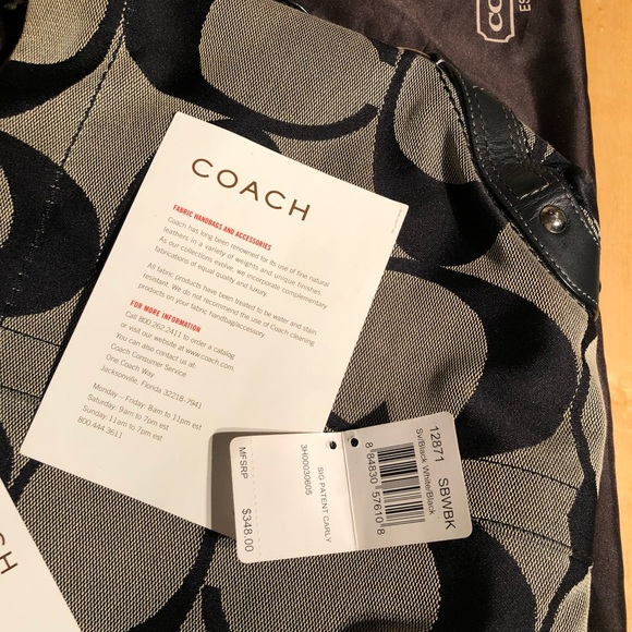 Authentic Coach Carly Signature Hobo Bag - Picture 7 of 8